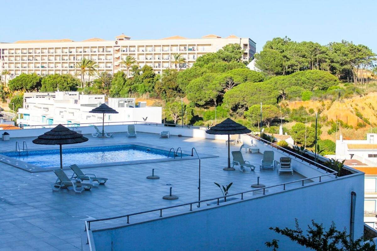 Varandas Do Mar Apartamento T2R Frente Mar Olhos De Gua Albufeira Оллюш-де-Аґуа Екстер'єр фото